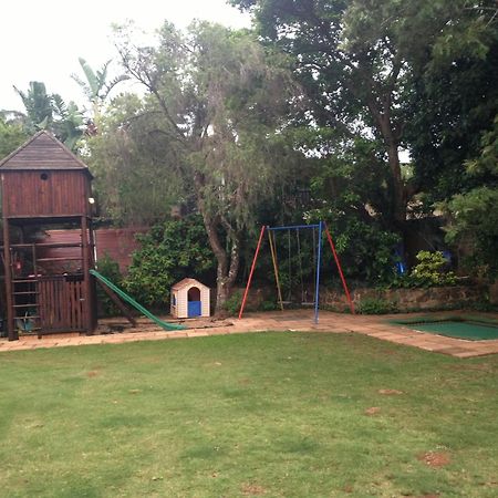 Umhlanga Self Catering Guest House دوربان المظهر الخارجي الصورة